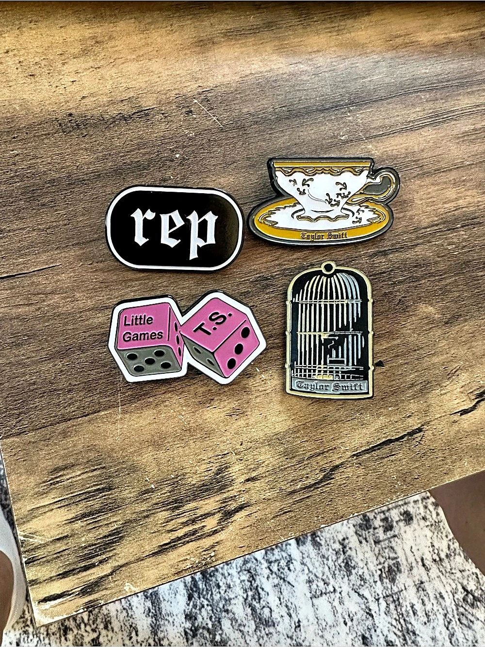 Taylor Swift Reputation Enamel Pin Set Black & Pink